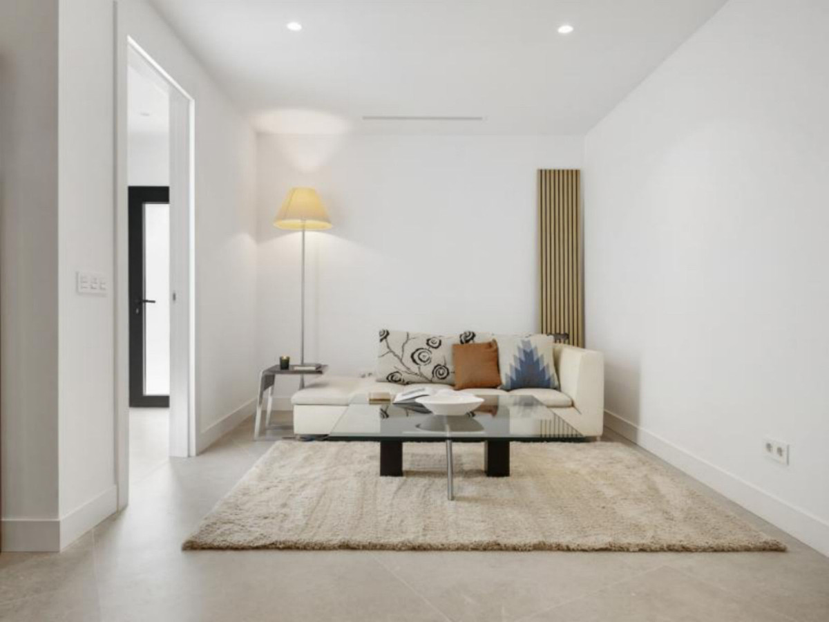 5 Bed Townhouse for sale in Marbesa Costa Del Sol, Málaga, Spain