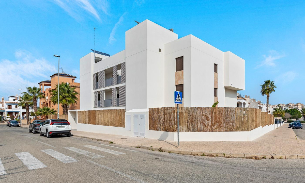 Se vende Apartamento Planta Media de 2 dormitorios en Costa Blanca, Alicante, España