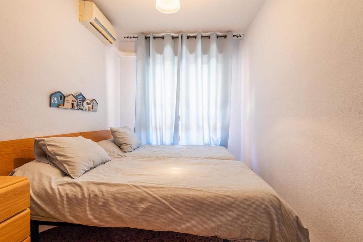 Se vende Apartamento Planta Media de 3 dormitorios en Costa Blanca, Alicante, España