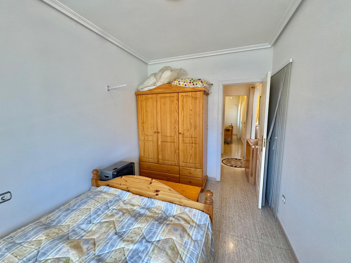 Se vende Apartamento Planta Media de 2 dormitorios en Costa Blanca, Alicante, España