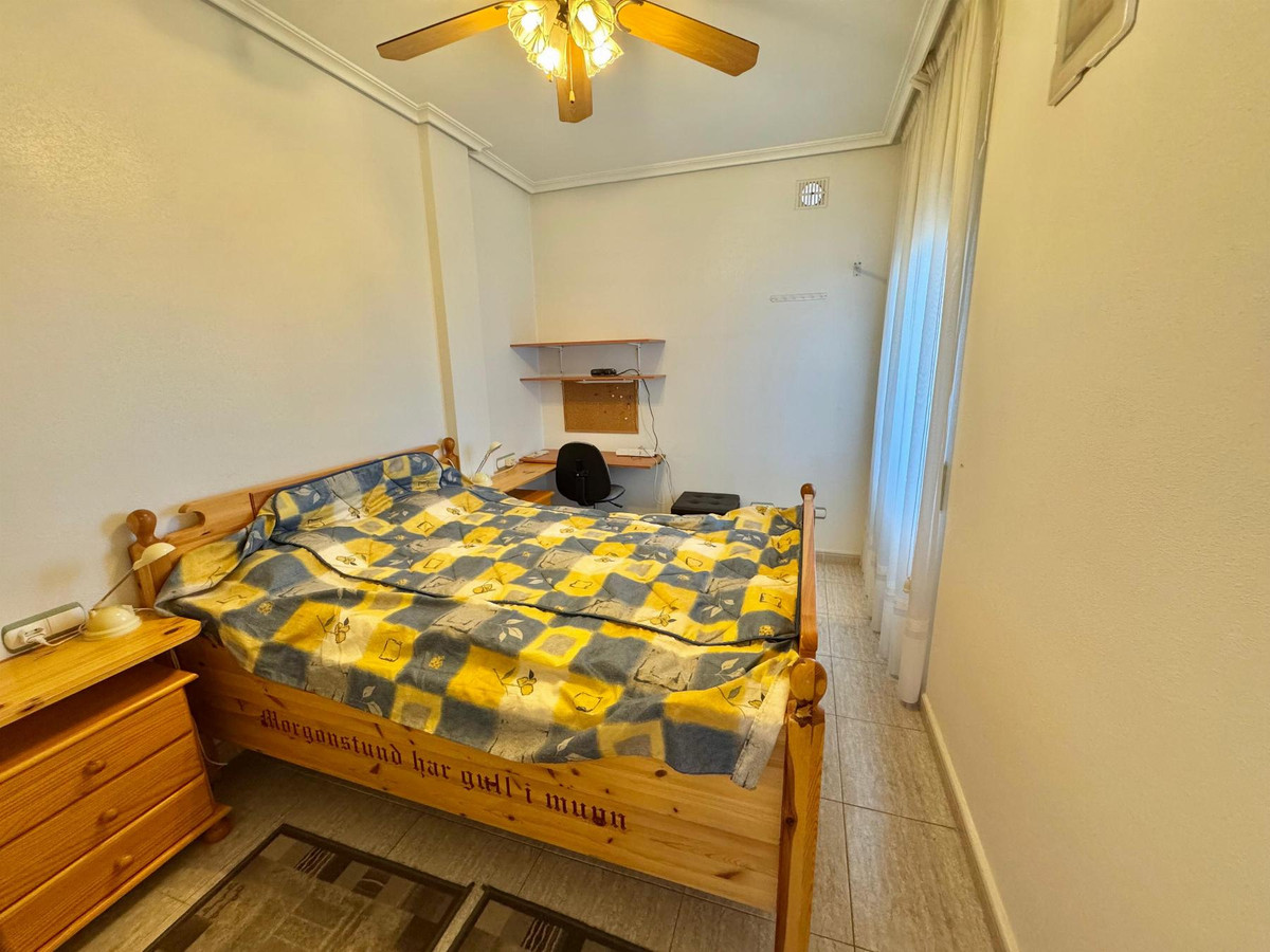 Se vende Apartamento Planta Media de 2 dormitorios en Costa Blanca, Alicante, España