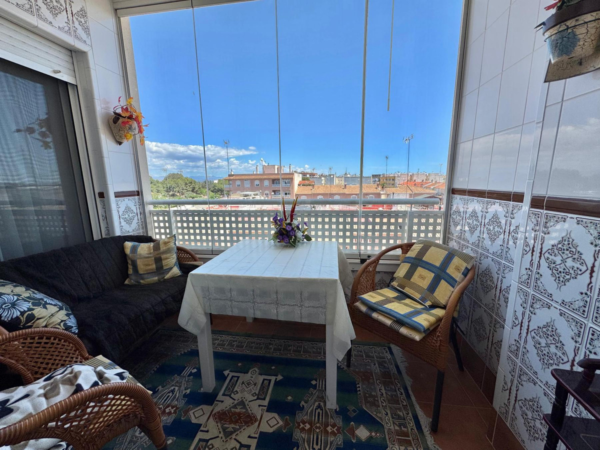 Se vende Apartamento Planta Media de 2 dormitorios en Costa Blanca, Alicante, España