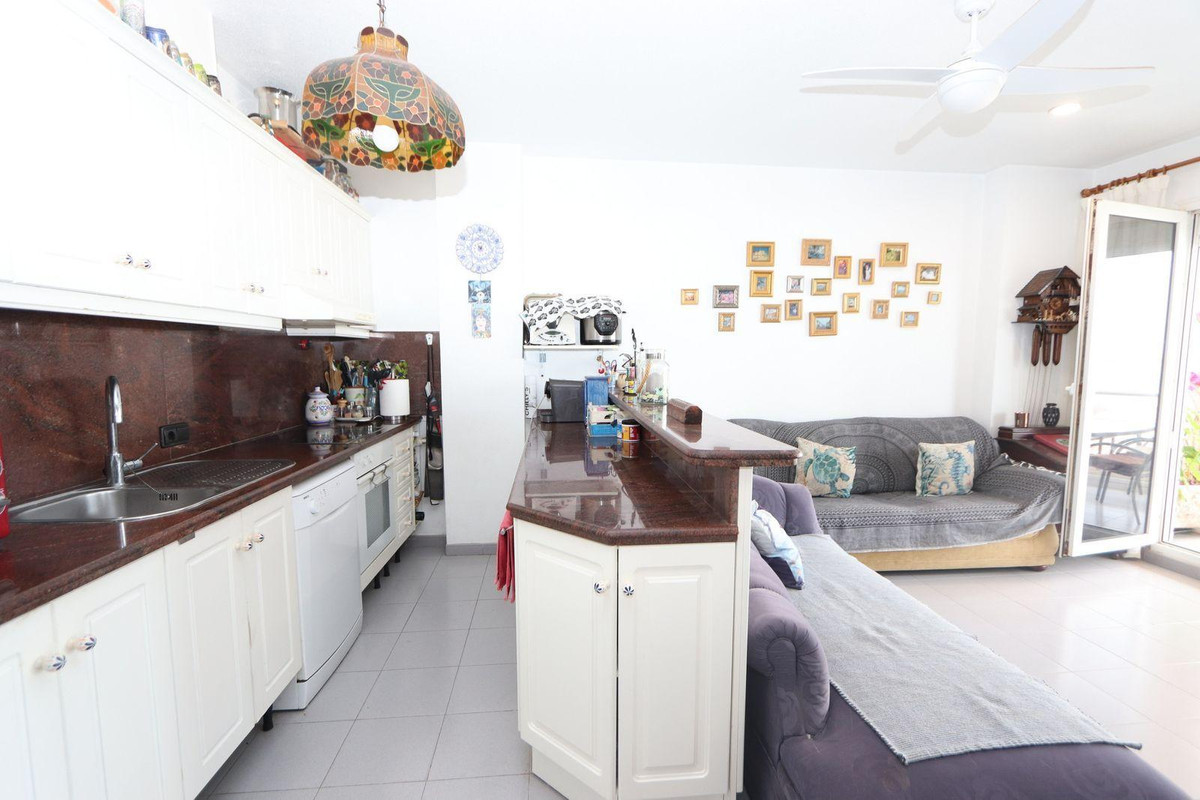 Se vende Apartamento Planta Media de 3 dormitorios en Costa Blanca, Alicante, España