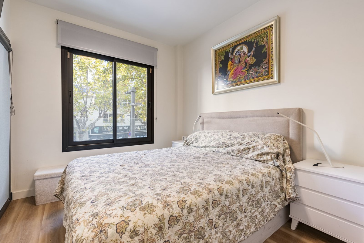 3 Bed Apartment for sale in Estepona Costa Del Sol, Málaga, Spain