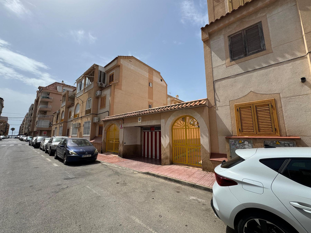 Se vende Garaje  en Costa Blanca, Alicante, España