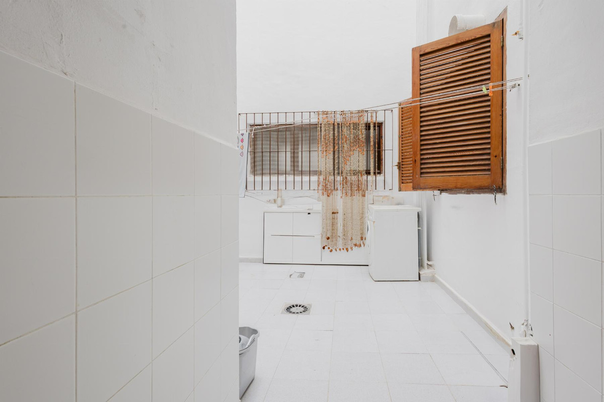Se vende Apartamento Planta Media de 2 dormitorios en Costa Blanca, Alicante, España