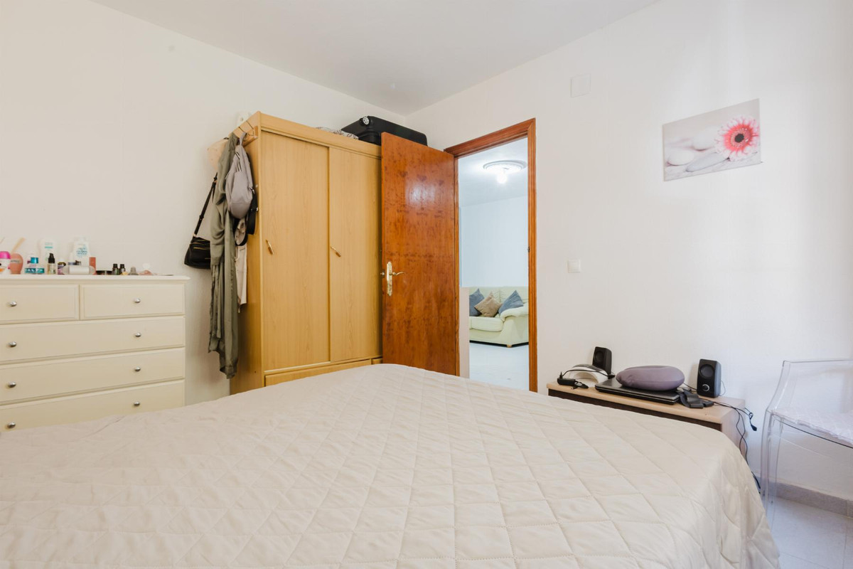 Se vende Apartamento Planta Media de 2 dormitorios en Costa Blanca, Alicante, España