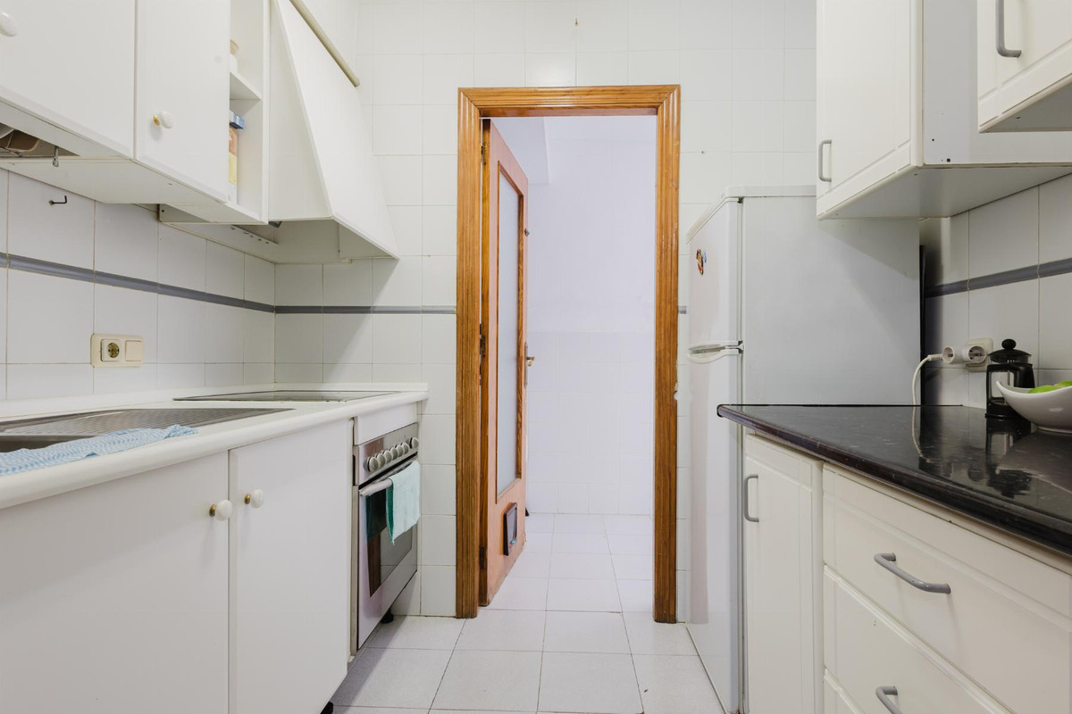 Se vende Apartamento Planta Media de 2 dormitorios en Costa Blanca, Alicante, España