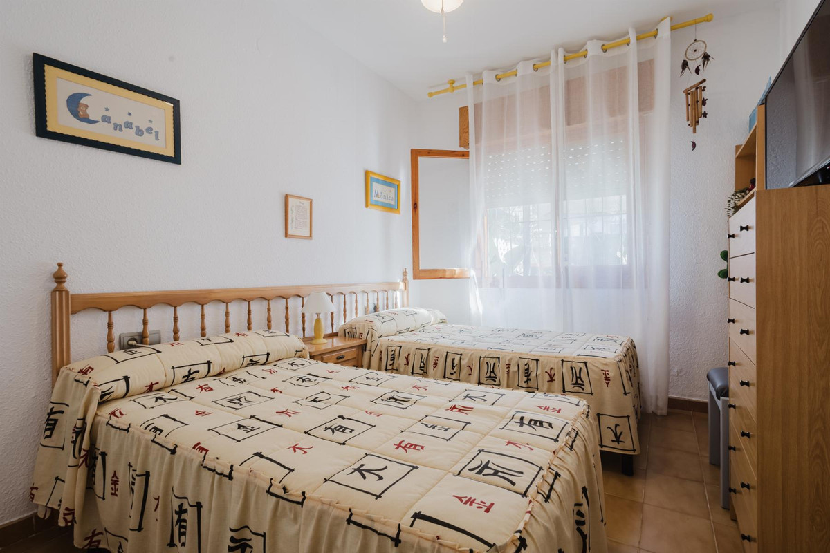 Se vende Bungalow de 3 dormitorios en Costa Blanca, Alicante, España