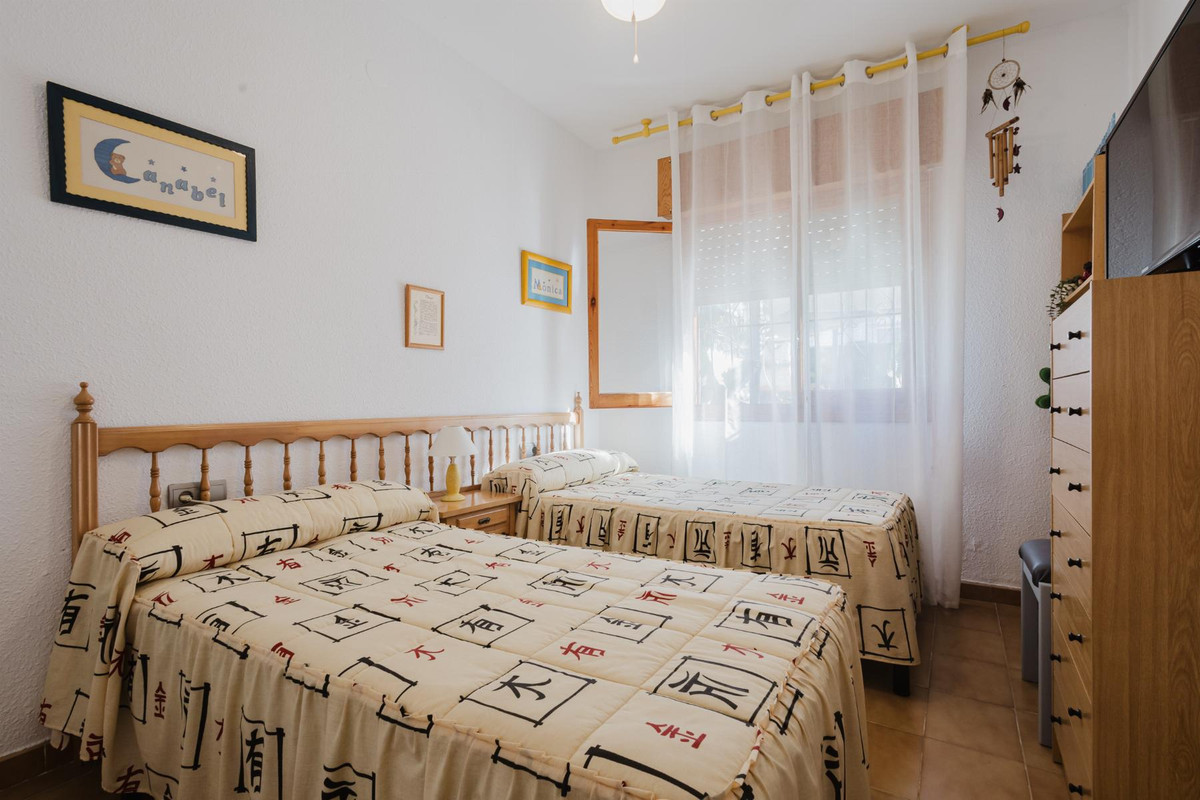 Se vende Bungalow de 3 dormitorios en Costa Blanca, Alicante, España