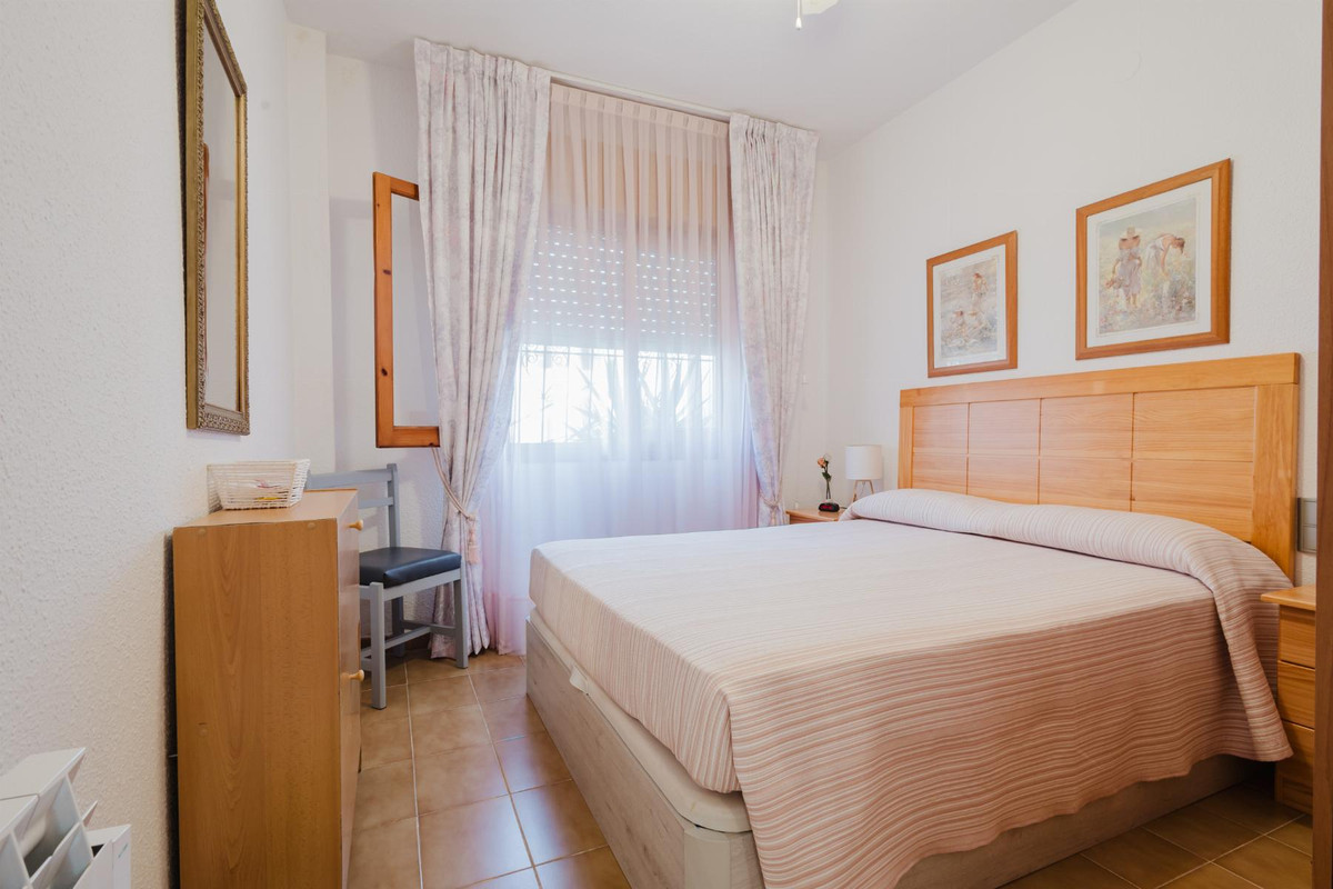 Se vende Bungalow de 3 dormitorios en Costa Blanca, Alicante, España