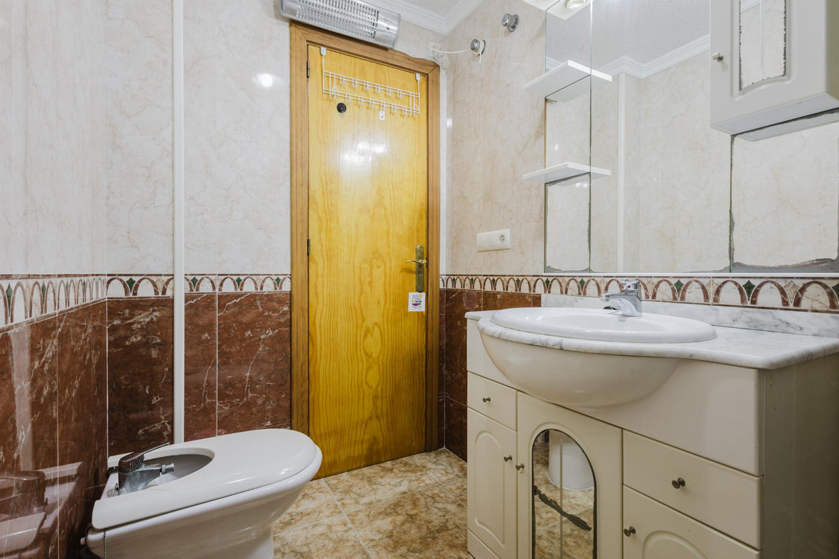 Se vende Ático de 2 dormitorios en Costa Blanca, Alicante, España