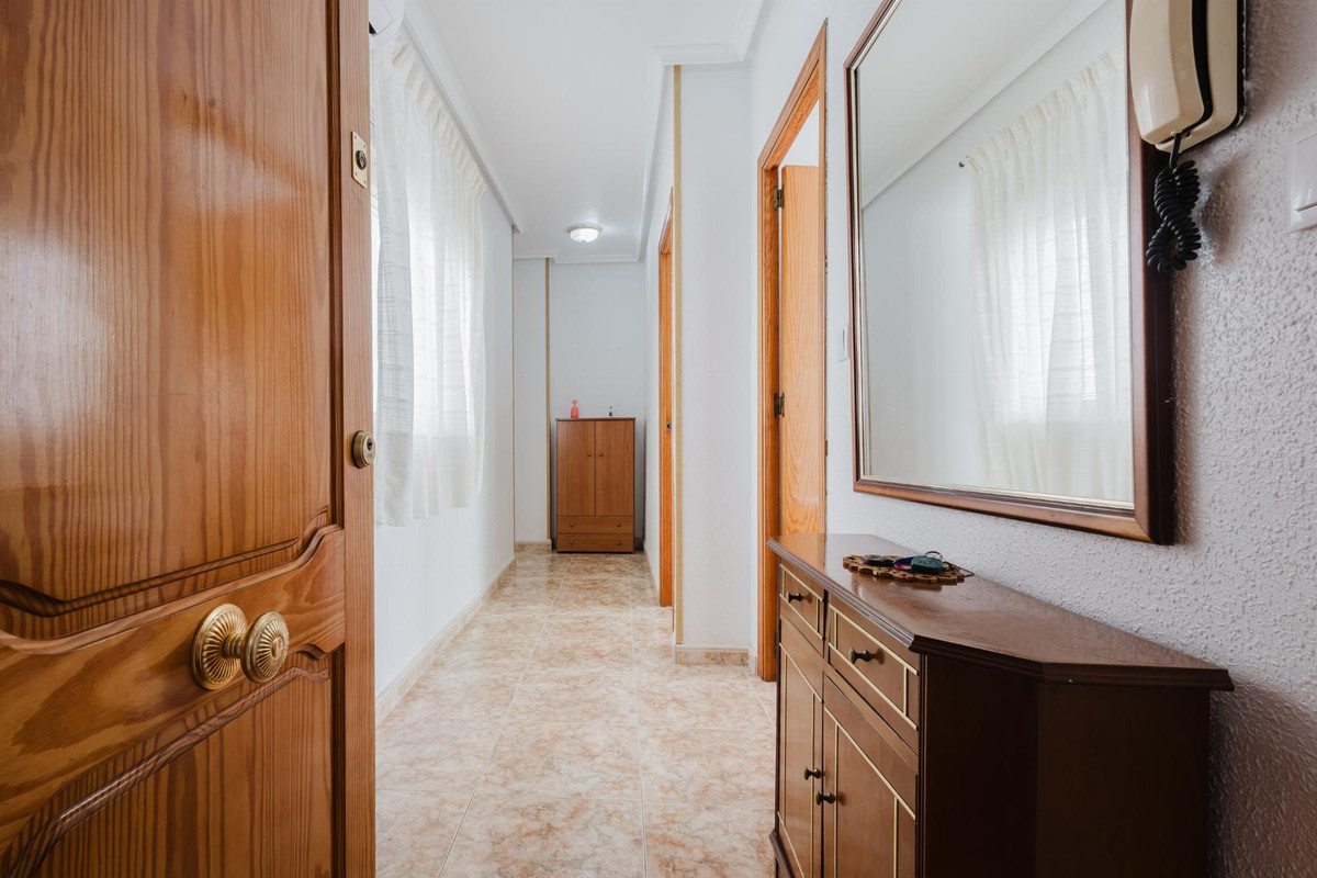 Se vende Ático de 2 dormitorios en Costa Blanca, Alicante, España