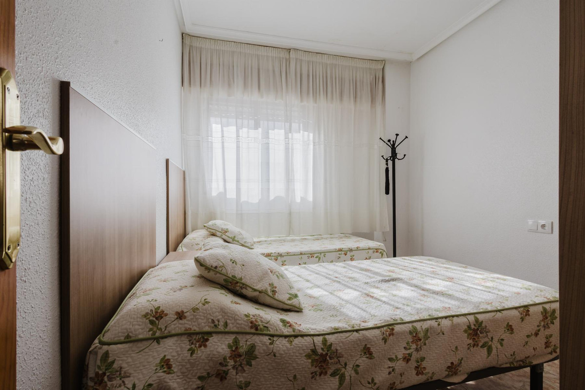 Se vende Ático de 2 dormitorios en Costa Blanca, Alicante, España