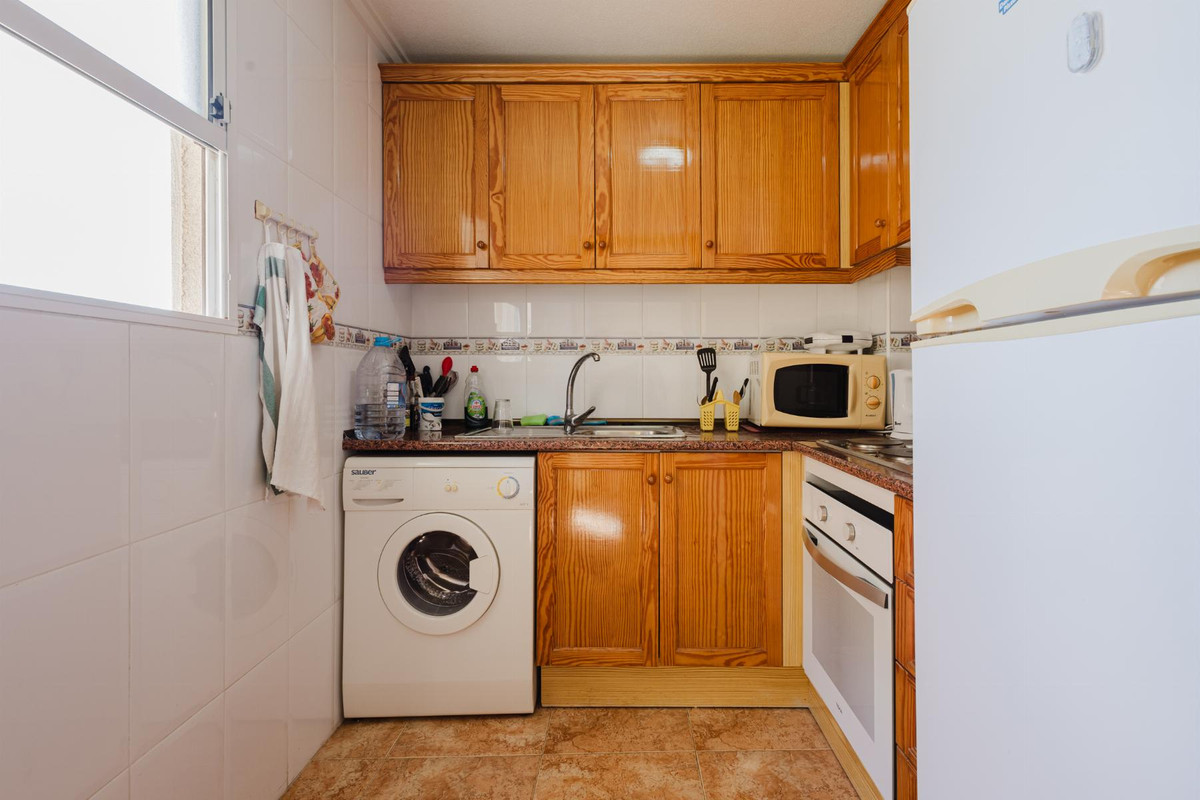3 Bed Apartment for sale in Parque De Las Naciones Costa Blanca, Alicante, Spain