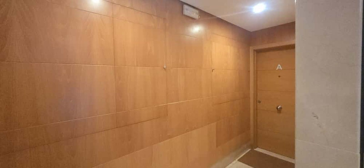 Se vende Apartamento Planta Baja de 2 dormitorios en Málaga Ciudad, Málaga, España