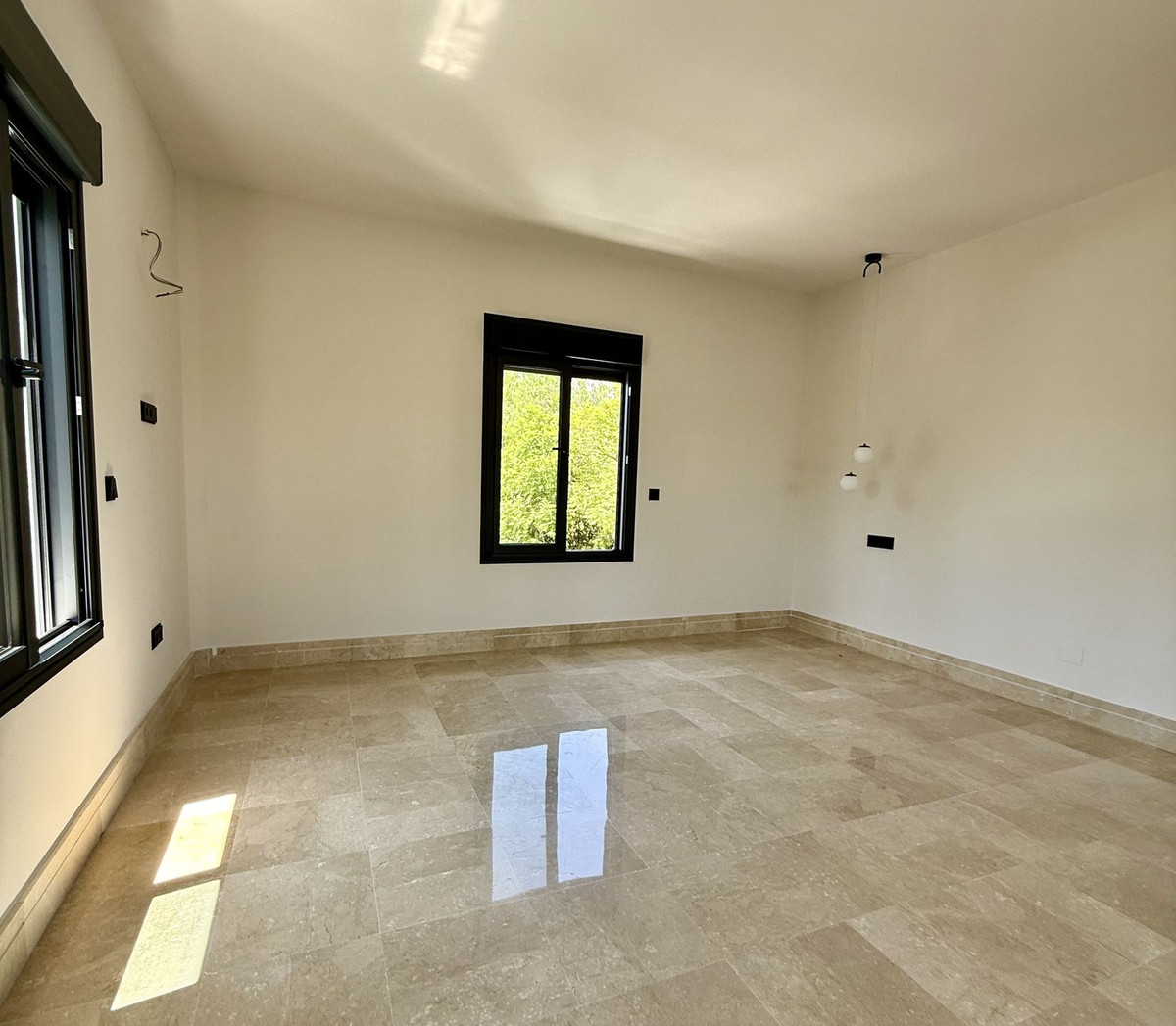 5 Bed Townhouse for sale in Marbella Costa Del Sol, Málaga, Spain