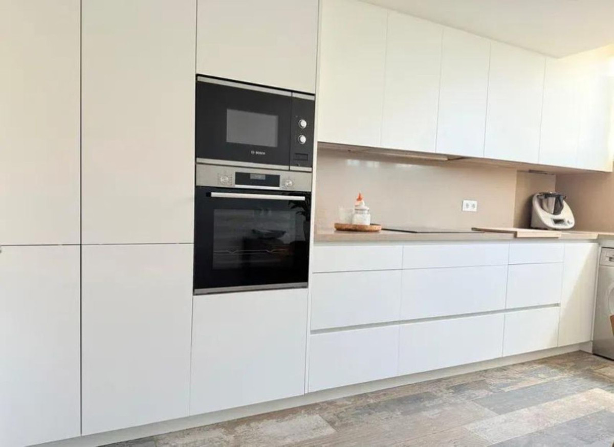 4 Bed Townhouse for sale in Marbella Costa Del Sol, Málaga, Spain