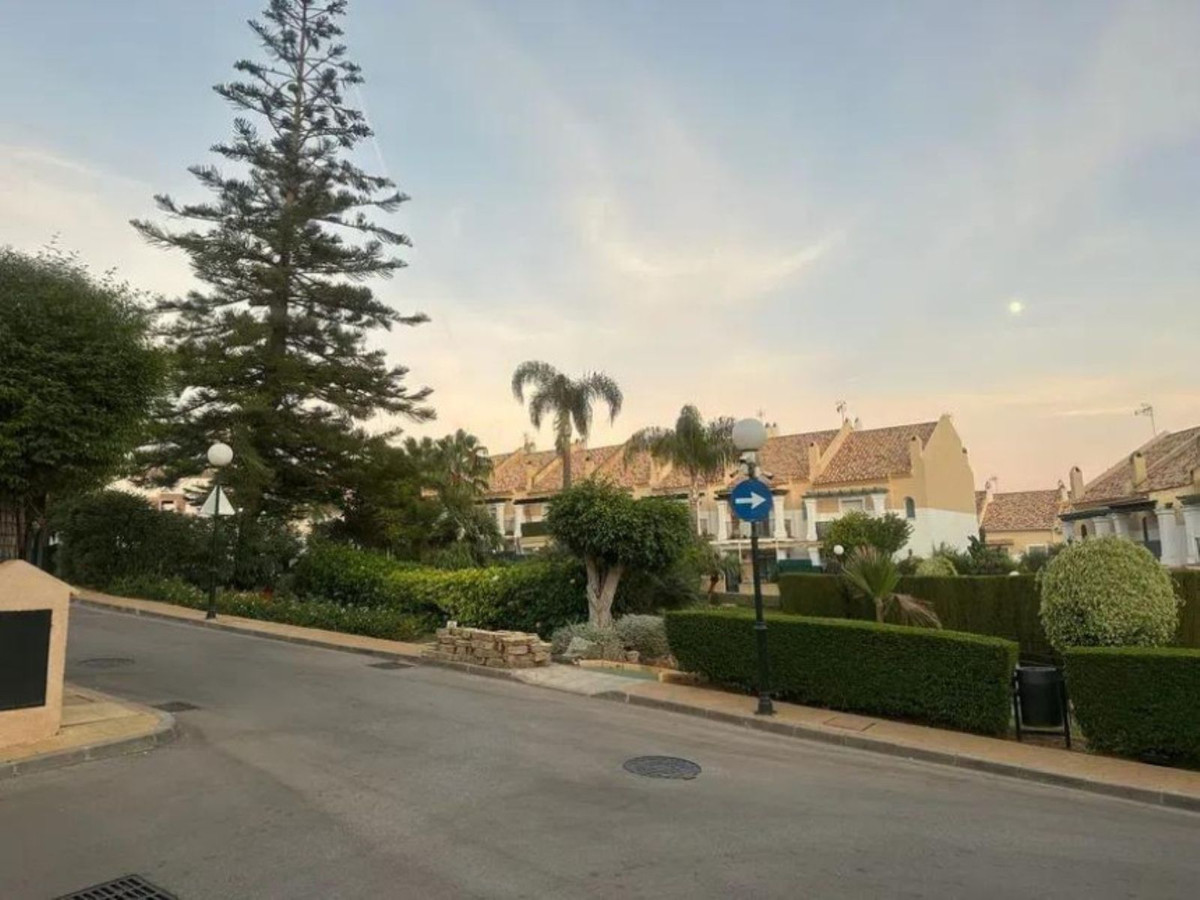 4 Bed Townhouse for sale in Marbella Costa Del Sol, Málaga, Spain