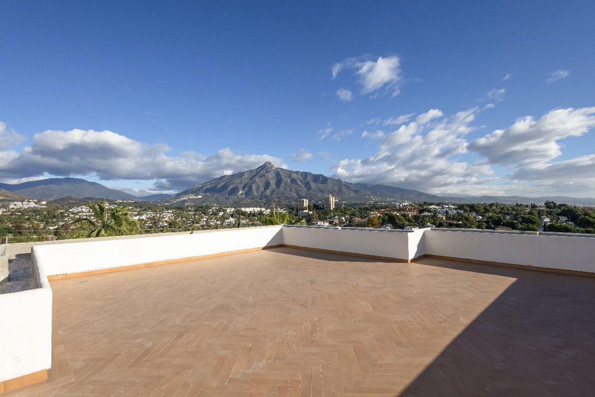 Se vende Ático de 2 dormitorios en Costa Del Sol, Málaga, España