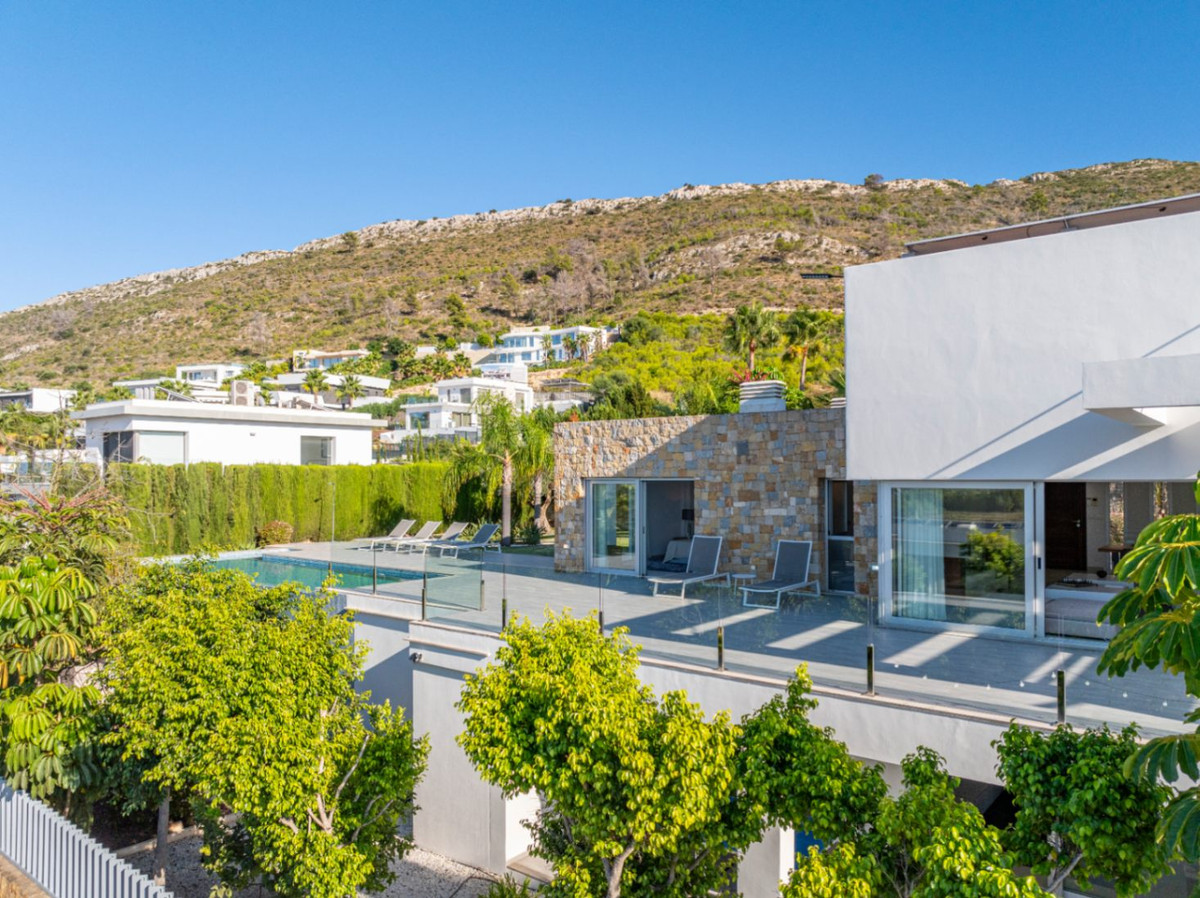 Se vende Villa - Chalet de 5 dormitorios en Costa Blanca, Alicante, España