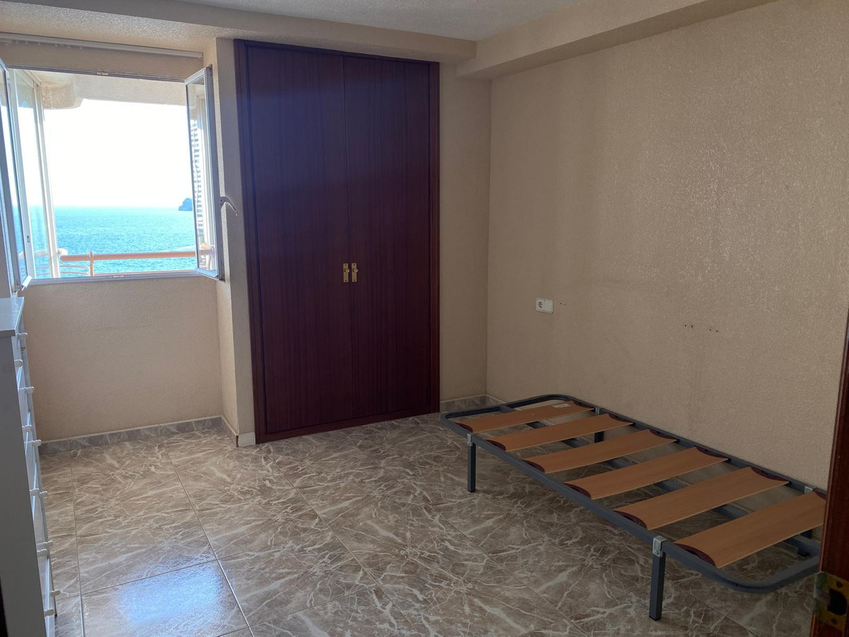 Se vende Apartamento Planta Media de 2 dormitorios en Costa Blanca, Alicante, España