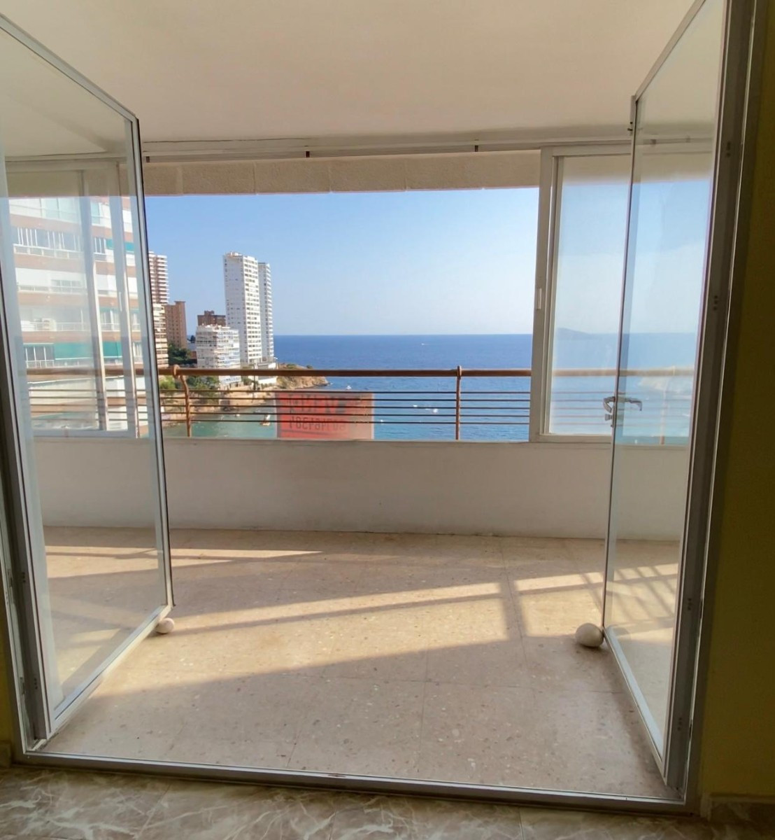 Se vende Apartamento Planta Media de 2 dormitorios en Costa Blanca, Alicante, España