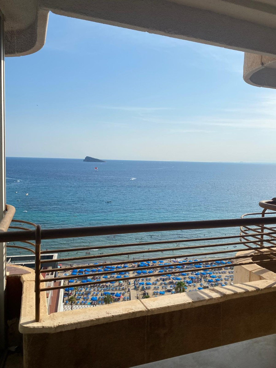 Se vende Apartamento Planta Media de 2 dormitorios en Costa Blanca, Alicante, España