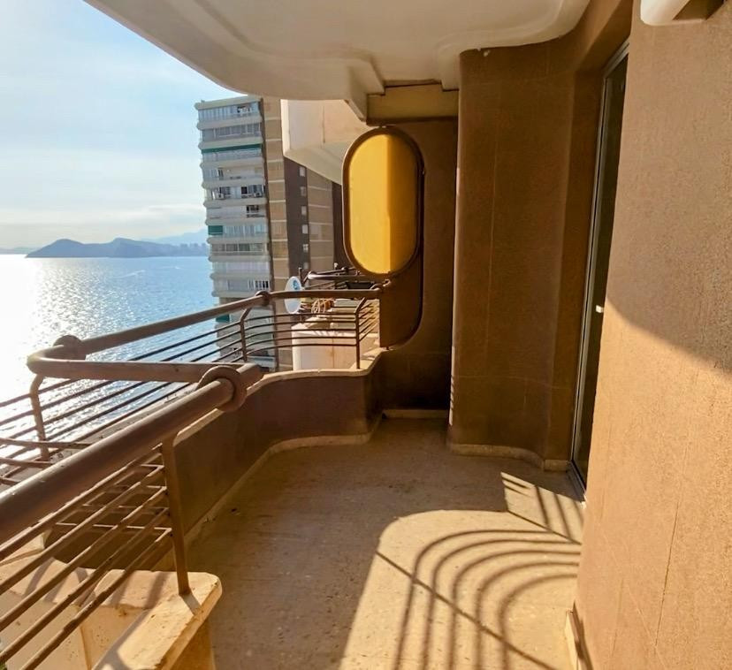 Se vende Apartamento Planta Media de 2 dormitorios en Costa Blanca, Alicante, España