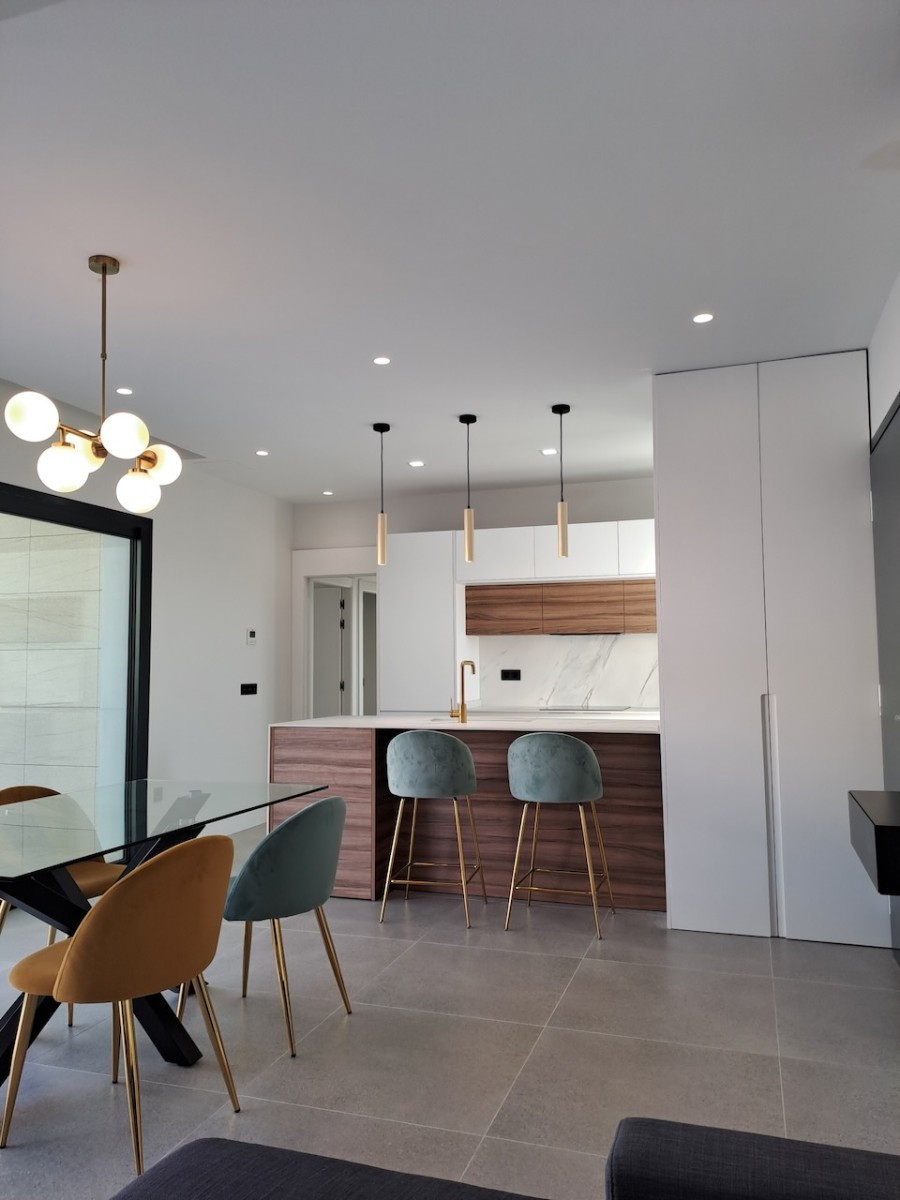 Se vende Villa - Chalet de 3 dormitorios en Costa Blanca, Alicante, España