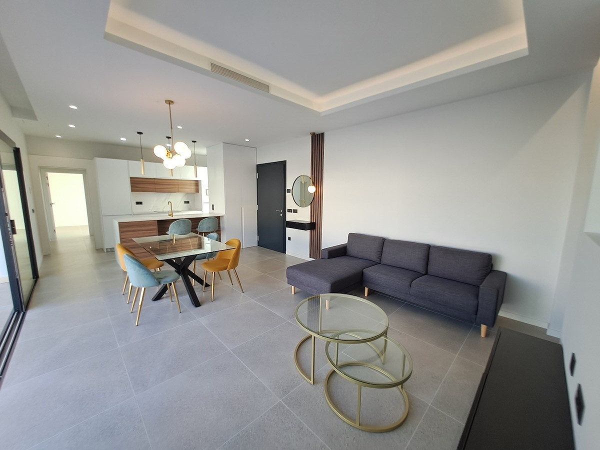 Se vende Villa - Chalet de 3 dormitorios en Costa Blanca, Alicante, España