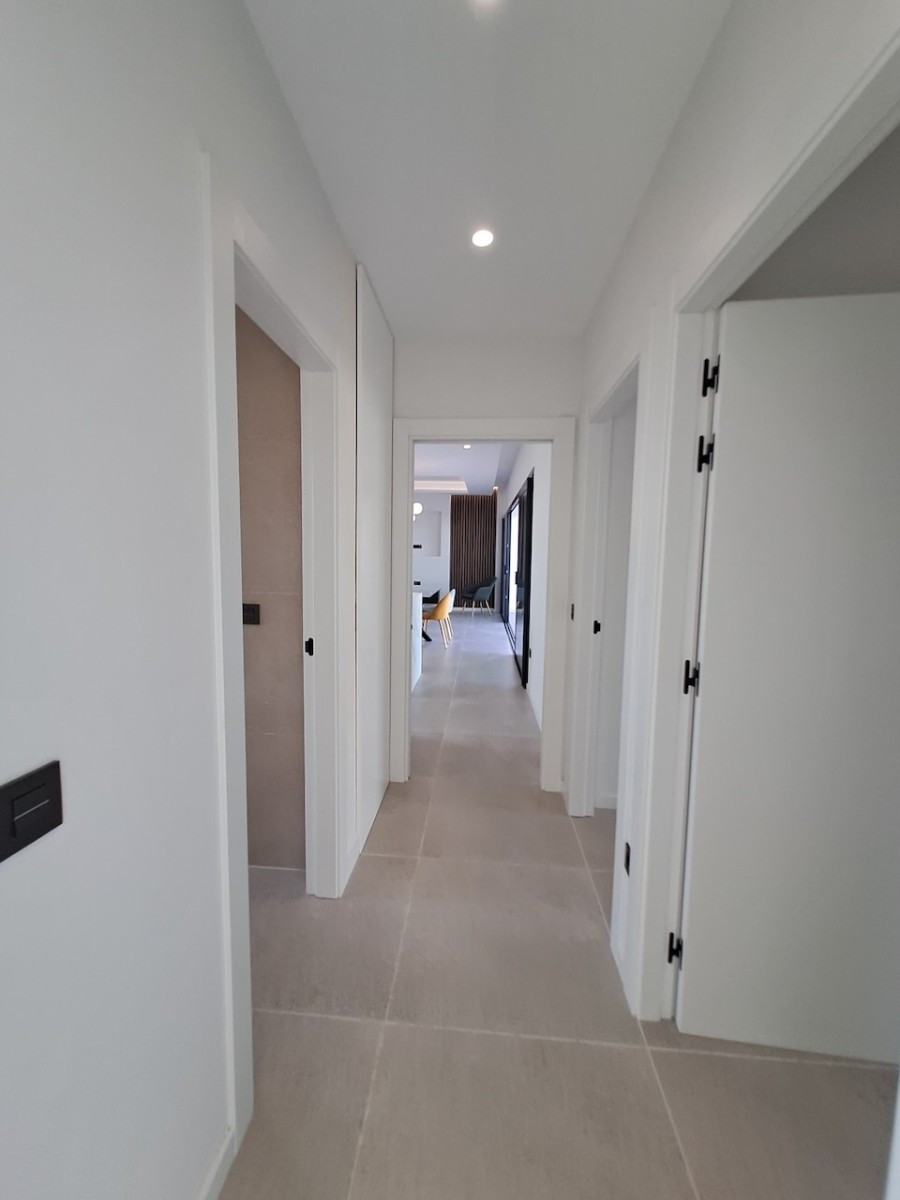 Se vende Villa - Chalet de 3 dormitorios en Costa Blanca, Alicante, España