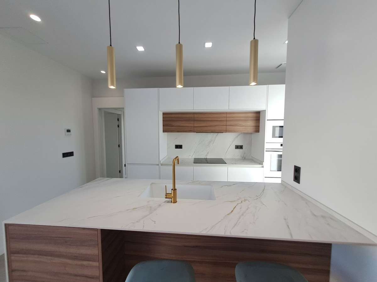 Se vende Villa - Chalet de 3 dormitorios en Costa Blanca, Alicante, España