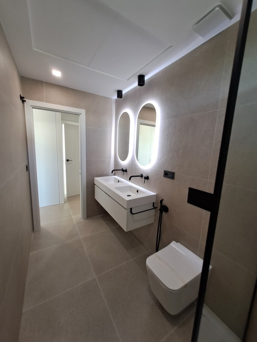 Se vende Villa - Chalet de 3 dormitorios en Costa Blanca, Alicante, España