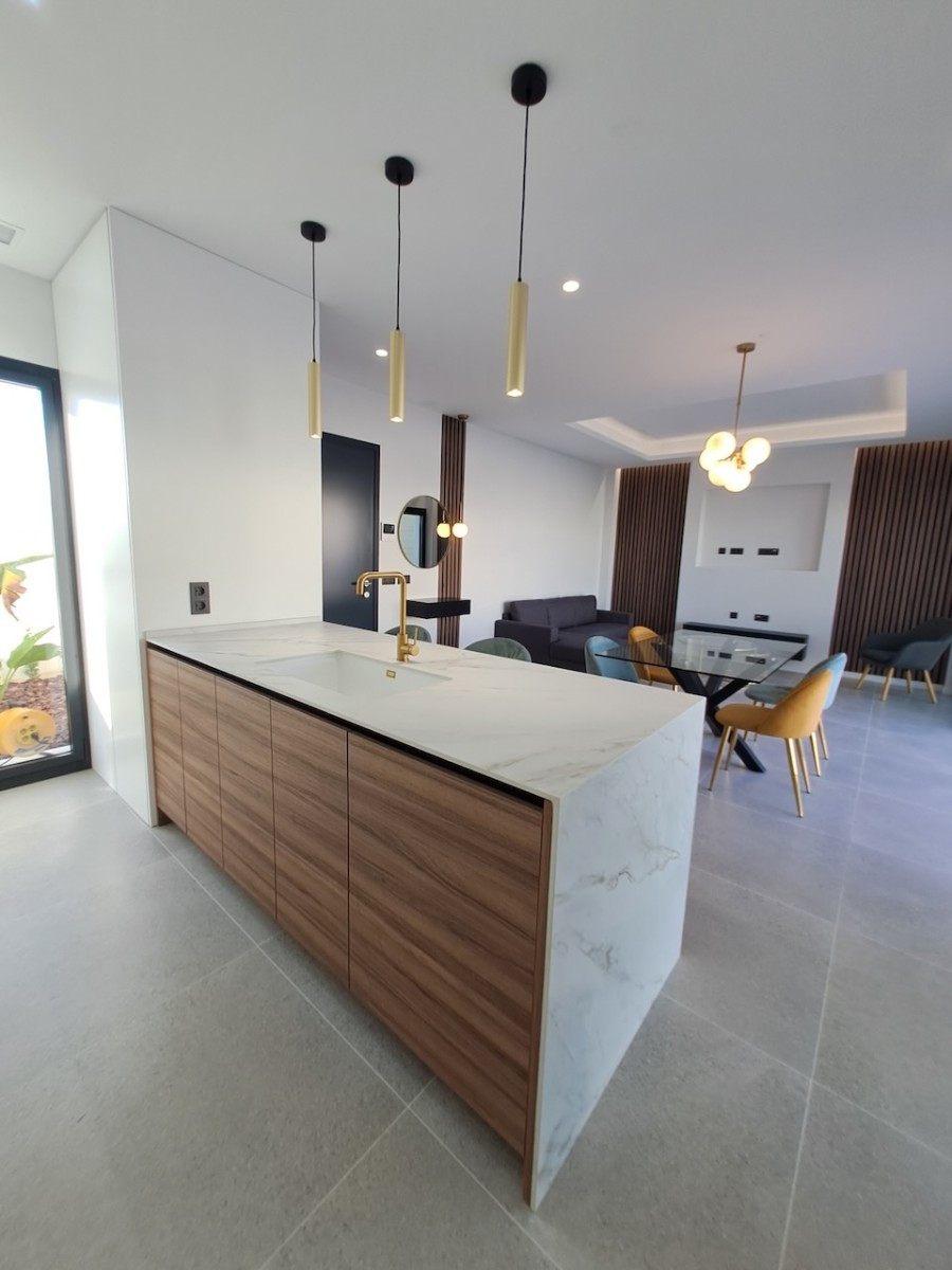 Se vende Villa - Chalet de 3 dormitorios en Costa Blanca, Alicante, España
