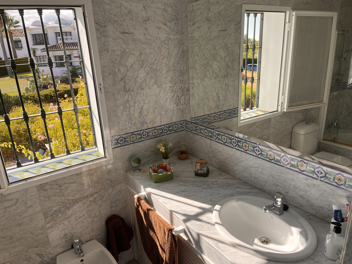 Se vende Adosada de 3 dormitorios en Costa Del Sol, Málaga, España