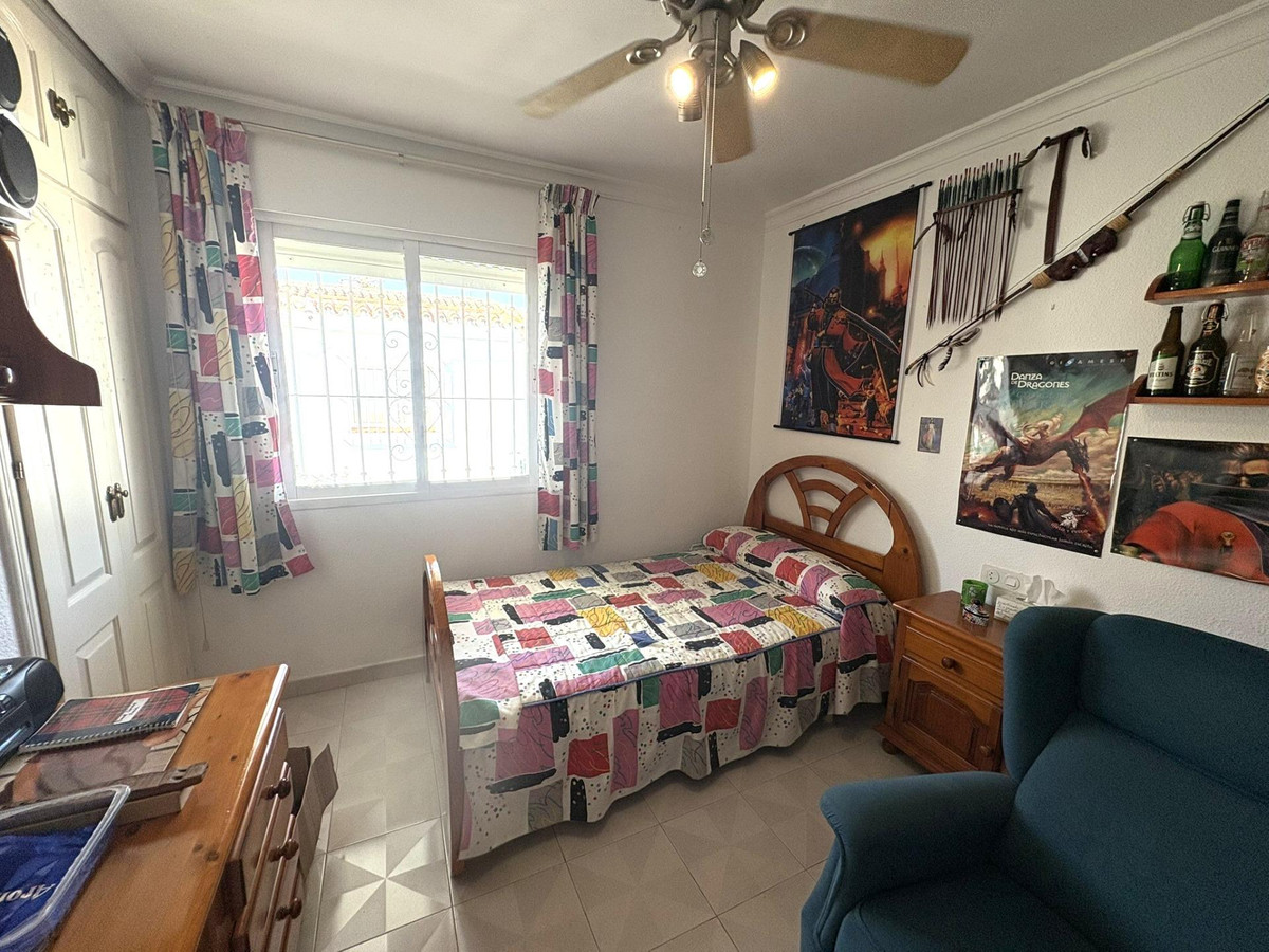 Se vende Villa - Chalet de 4 dormitorios en Costa Del Sol, Málaga, España