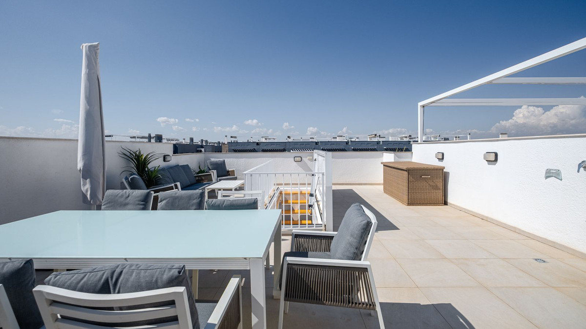 Se vende Ático de 2 dormitorios en Costa Blanca, Alicante, España