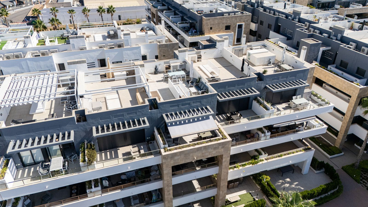 Se vende Ático de 2 dormitorios en Costa Blanca, Alicante, España
