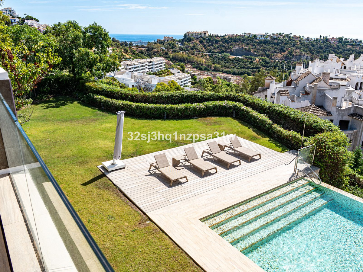Se vende Villa - Chalet de 8 dormitorios en Costa Del Sol, Málaga, España