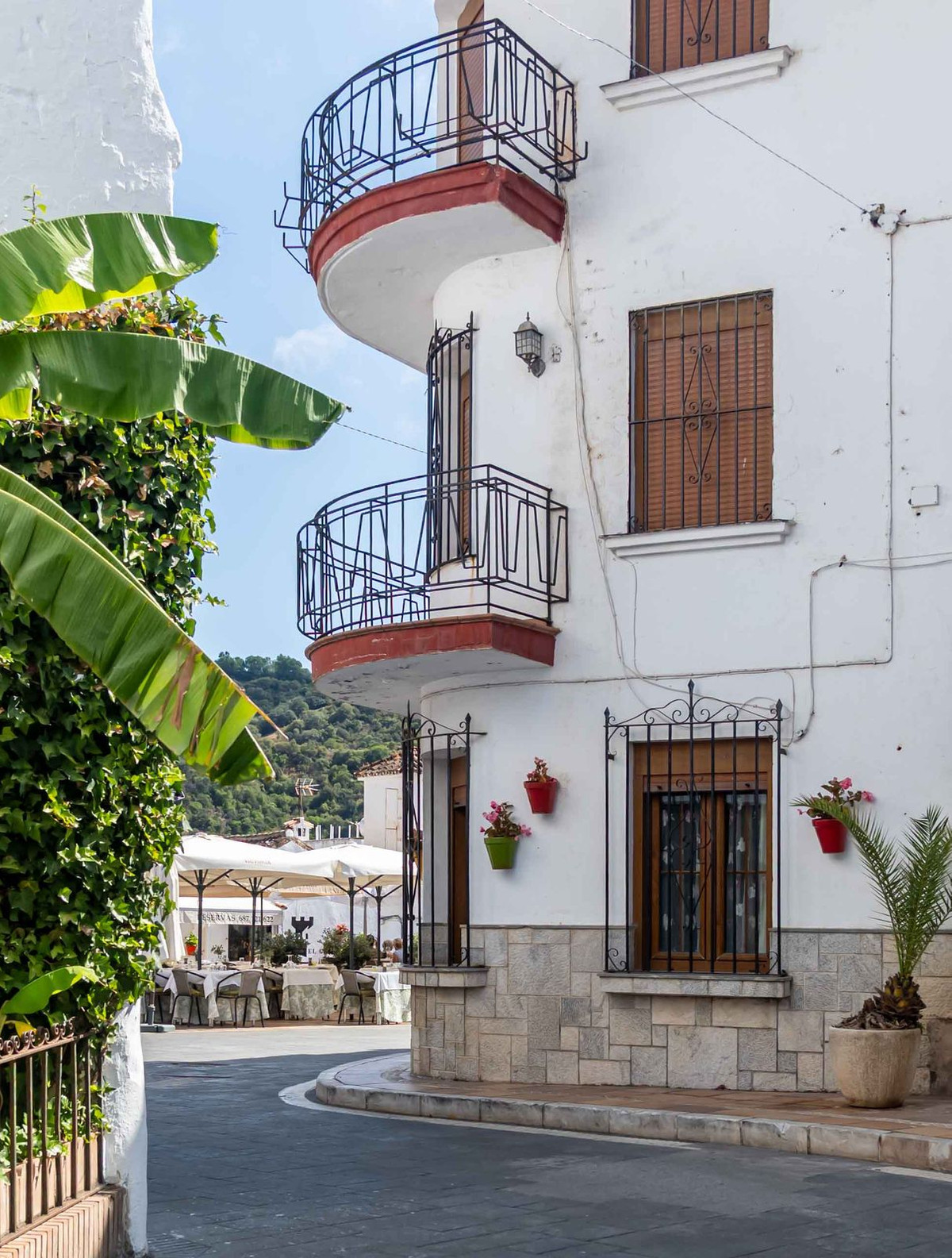 4 Bed Townhouse for sale in Benahavís Costa Del Sol, Málaga, Spain