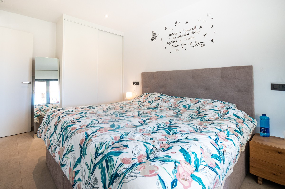 2 Bed Apartment for sale in Lo Crispin Costa Blanca, Alicante, Spain