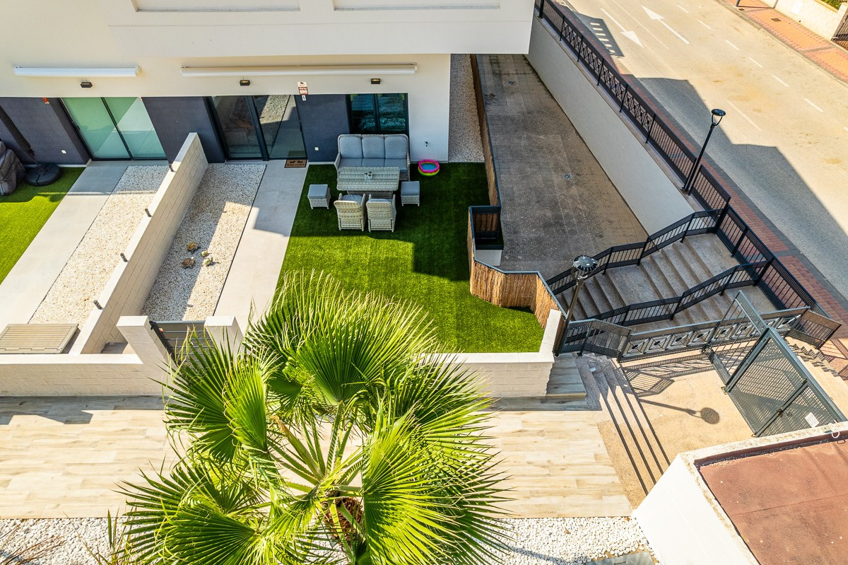 2 Bed Apartment for sale in Lo Crispin Costa Blanca, Alicante, Spain