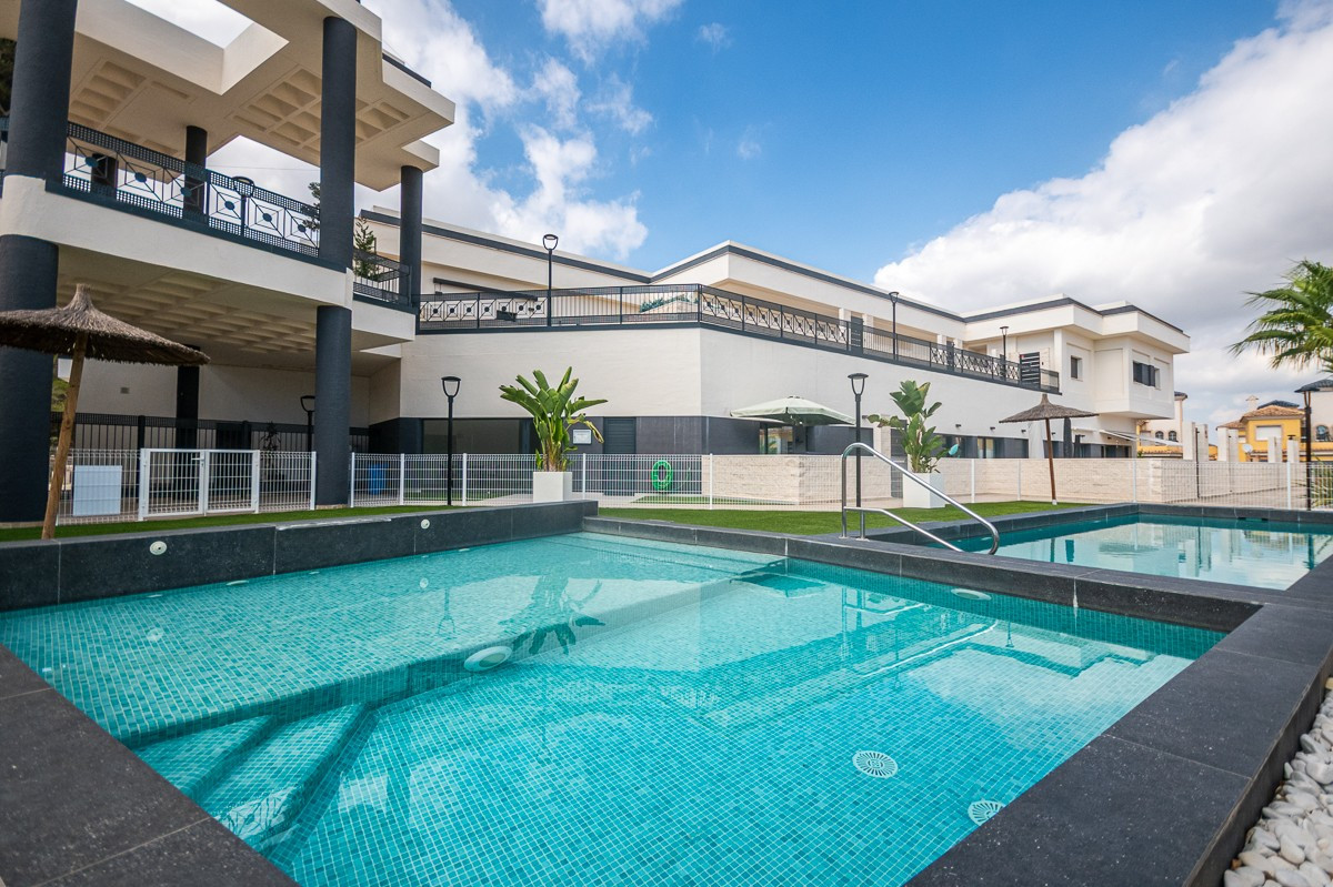 2 Bed Apartment for sale in Lo Crispin Costa Blanca, Alicante, Spain