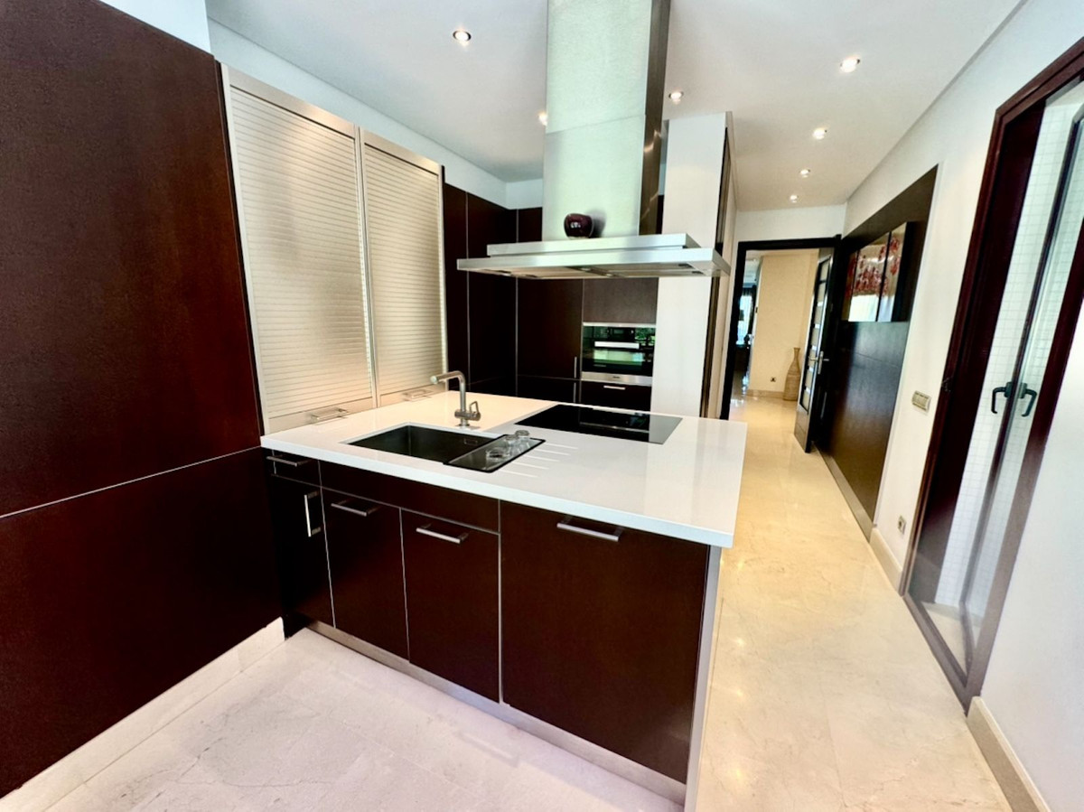 2 Bed Apartment for sale in Puerto Banús Costa Del Sol, Málaga, Spain