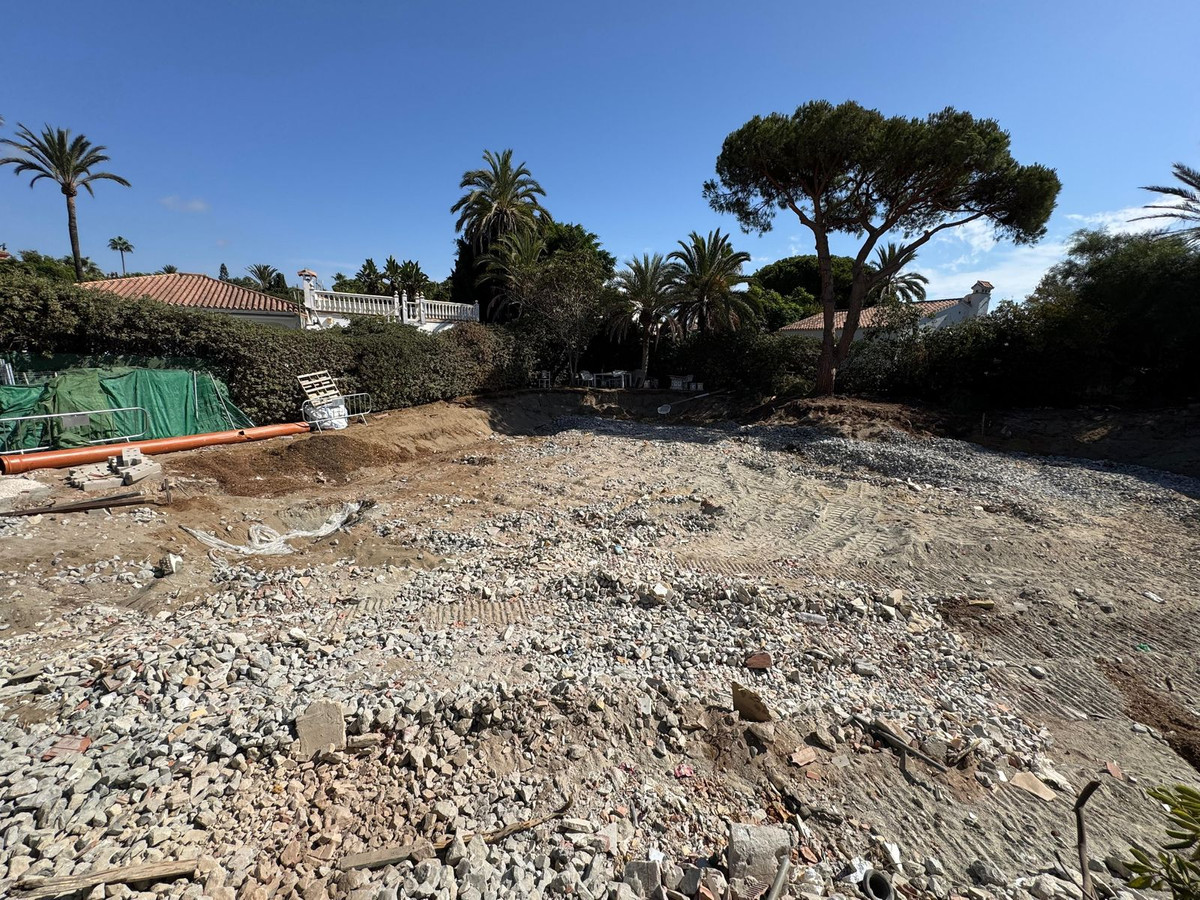 Plots for sale in Marbesa Costa Del Sol, Málaga, Spain