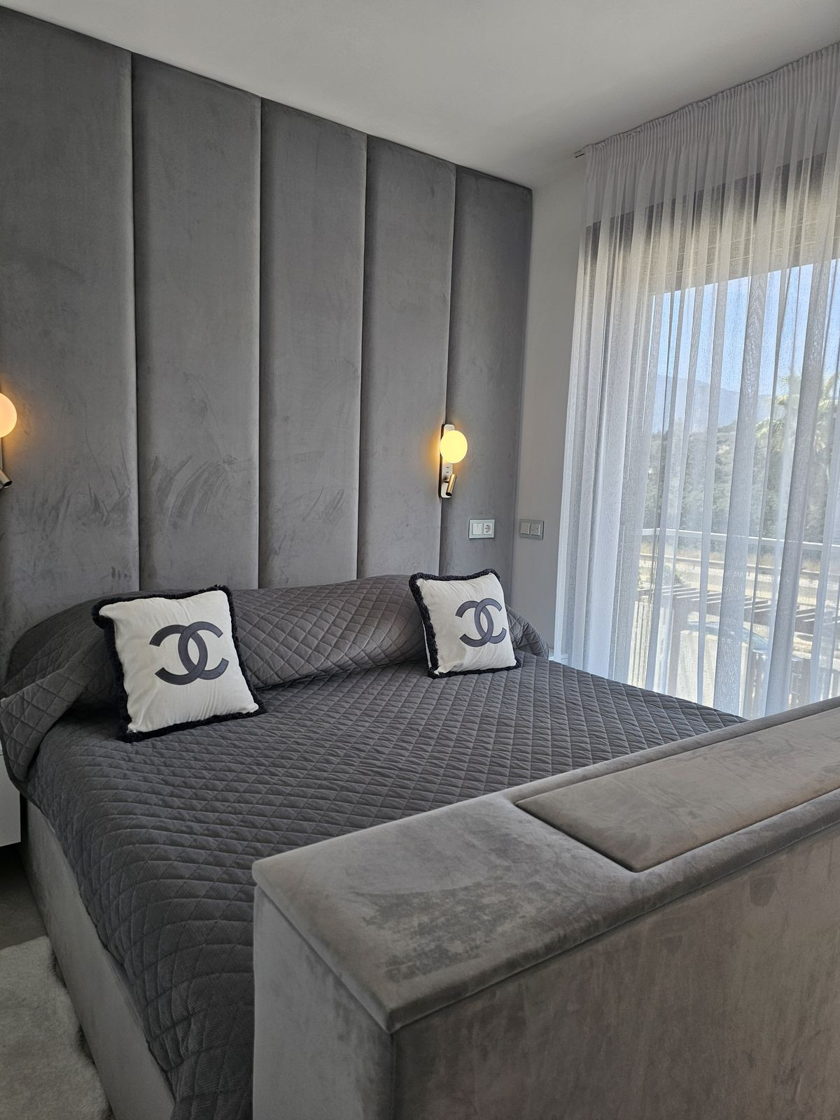 2 Bed Apartment for sale in Estepona Costa Del Sol, Málaga, Spain