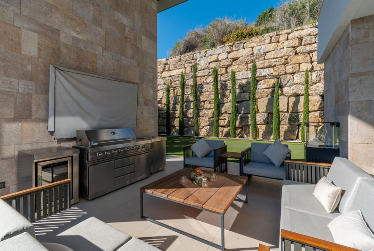 Se vende Villa - Chalet de 4 dormitorios en Costa Del Sol, Málaga, España