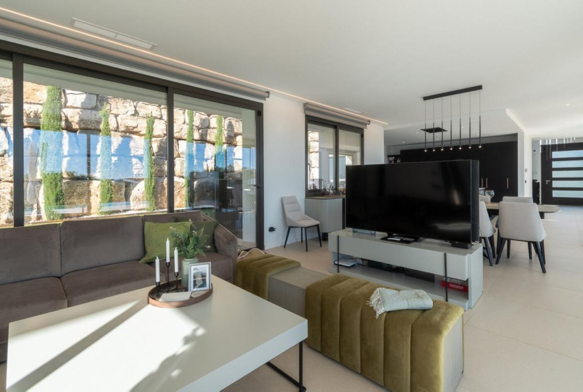 Se vende Villa - Chalet de 4 dormitorios en Costa Del Sol, Málaga, España