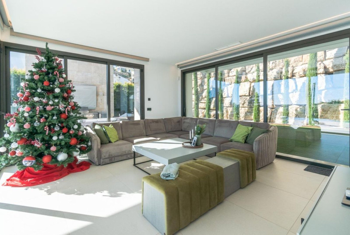 Se vende Villa - Chalet de 4 dormitorios en Costa Del Sol, Málaga, España